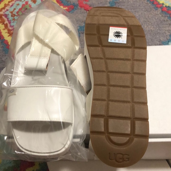 NWOB UGG Lenox Platform Sandal - Picture 11 of 13